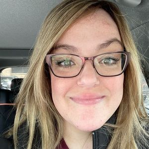 Meet your Posher, Kimberly